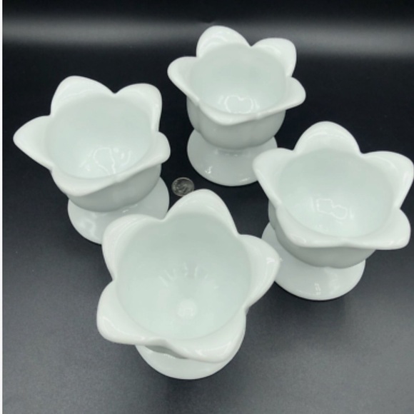 D3- Vintage Xcell White Ceramic Tulip Design Set 4Petal ice cream bowl - Picture 1 of 2